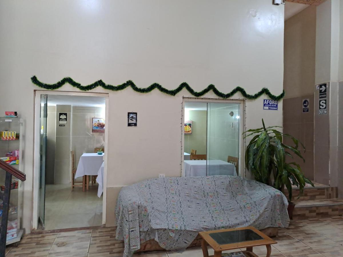 Hospedaje El Emperador 호텔 푸카이파 외부 사진